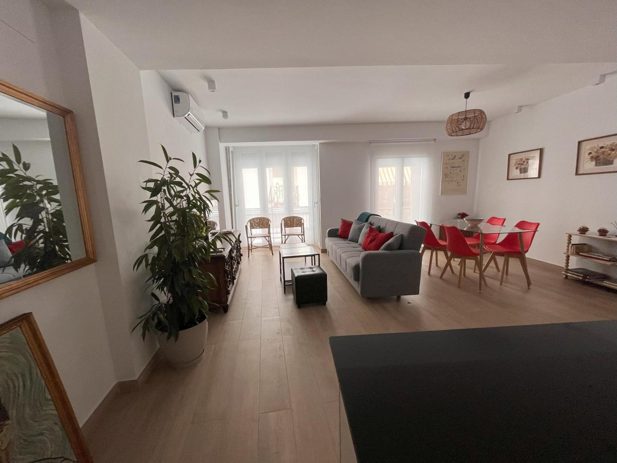 Precioso Apartamento Con Patio — Photos 1